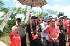 Menpar Resmikan Pasar Hutan Ranolewo, Destinasi Baru Pariwisata Minahasa
