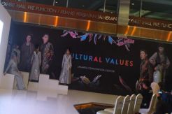 Pesona Earth Colour di Indonesia Fashion Week 2019