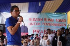 Kunjungi Rumah Bung Tomo di Malang, Sandiaga Uno Bergetar