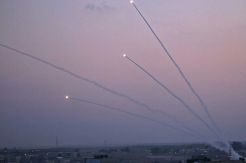 Lima Roket Gaza Hujani Israel di Tengah Peringatan Great March of Return