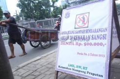 Saluran Air Dipenuhi Sampah, Pemkot Jakbar akan Gencarkan OTT
