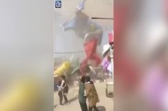 Setan Debu Lemparkan Kastel ke Udara, 2 Bocah di China Tewas
