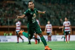 Irfan Jaya Bertekad Bobol Gawang Madura