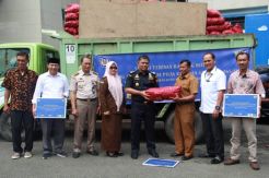 Bea Cukai Hibahkan 20 Ton Bawang Merah kepada Pemkot Banda Aceh