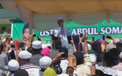 Hadapi Politik Uang, UAS: Ambil Uangnya Jangan Pilih Dia Biar Kapok