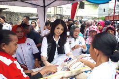 Warga Pademangan Antusias Sambut Bazar Beras Murah Perindo