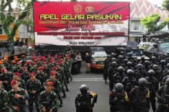Amankan Pemilu 2019, Panglima TNI dan Kapolri Hadiri Apel di BNR