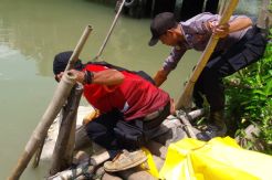 Polisi Duga Mayat dalam Karung di Panimbang Korban Pembunuhan