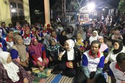 Ratusan Emak-emak Antusias Ikuti Sosialisasi Caleg Perindo