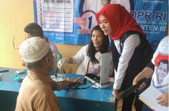 Caleg Cantik Perindo Gelar Cek Kesehatan Gratis di Pamulang