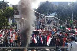Aliansi Pemuda Mahasiswa  Desak KPK Steril dari Politik