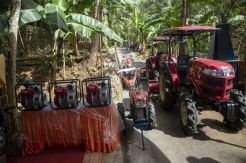 Bantuan Alsintan Turut...