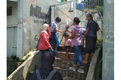 Peringati 100 Hari Pembunuhan Noven, Warga Tabur Bunga di Bogor