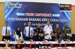Bea Cukai Sidoarjo Musnahkan Belasan Juta Batang Rokok Ilegal