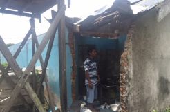 Disambar Petir, Rumah dan Kamar Kos Hancur di Pangkalan Bun