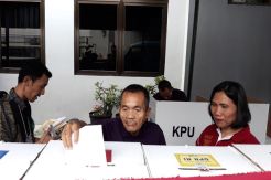 Orang Gangguan Jiwa saat Nyoblos: Tusuknya Nomor Apa Foto?