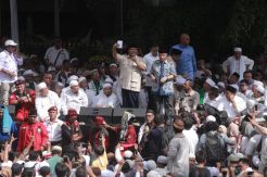 Sindir Lembaga Survei, Prabowo: Silakan Pindah ke Antartika