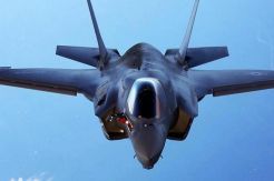 Pejabat AS-Jepang Remehkan Spekulasi Rusia Berburu F-35 yang Jatuh