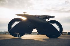 Lihat Motor Listrik Racer X Dijamin Bikin Anda Berpikir Keras