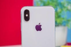Apple Masih Bekali iPhone XR Generasi Kedua dengan Layar LCD