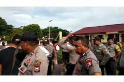 Ratusan Anggota Polres Halmahera Selatan Demo Pertanyakan Uang Pam Pemilu