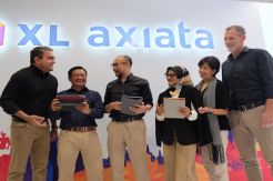 Gelar RUPS, XL Axiata...