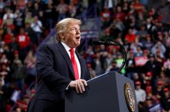 Trump Minta Uang Via Telepon, Raja Arab Saudi Marah-marah