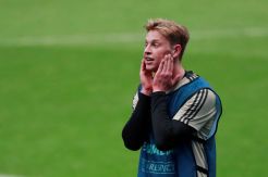 Frenkie De Jong Ingin Persembahkan 3 Gelar Sebelum Gabung Barcelona