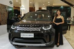 Gendong Mesin 2000cc, Land Rover Discovery Sport Resmi Meluncur
