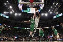 Antetokounmpo Memukai, Bucks Gebuk Celtics