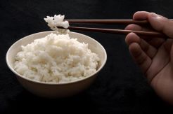 Makan Lebih Banyak Nasi Bisa Membantu Mencegah Obesitas
