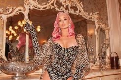Iggy Azalea Pamer Harta...
