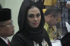 Cellica Ingin Pendamping yang Santun
