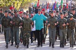 Maduro Instruksikan Militer Bersiap Usir Serangan AS di Venezuela