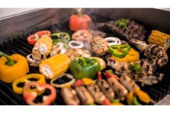 Nikmati Barbeque Tematik ala Margo Hotel