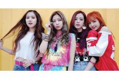 BLACKPINK Raih 800 Juta...