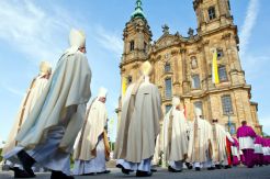 Lamban Tangani Pelanggaran Seks, Wanita di Jerman Boikot Gereja