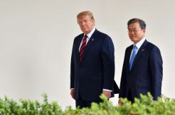 Negosiasi dengan Korut Mandek, Trump Akan Kunjungi Korsel