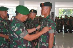 Berhasil Ajak Petinggi OPM ke NKRI, 10 Prajurit Raider dan Korem Naik Pangkat Luar Biasa