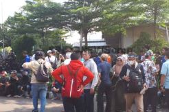 Aksi Lanjutan, Gelombang Massa Mulai Berdatangan ke Bawaslu