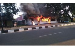 Situasi Kota Pontianak Mencekam, Wali Kota Berusaha Tenangkan Warga