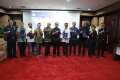 Bea Cukai Mulai Kampanye...