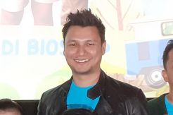 Debut Film Anak, Christian...