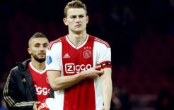 Diburu 2 Tim Elite Eropa, De Ligt Masih Bimbang Soal Masa Depannnya
