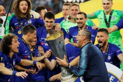 Sarri Isyaratkan Ikuti Jejal Hazard Tinggalkan Chelsea