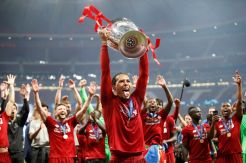 Van Dijk Enggak Ambisius Raih Ballon d\Or