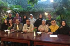 Akhirnya Sutradara Ini...