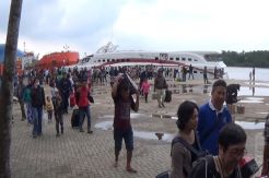 Tiket Pesawat Mahal, Pemudik di Pelabuhan Pangkalbalam Naik 100 Persen