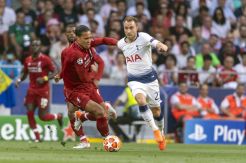 Ditaksir Real Madrid, Eriksen Beri Sinyal Tinggalkan Tottenham