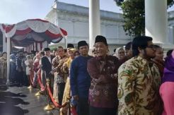 Para Menteri dan Pejabat Negara Hadiri Open House Jokowi di Istana